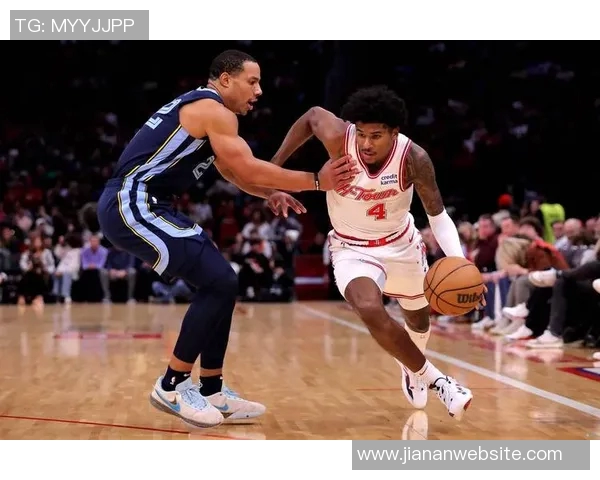 杰伦格林开季仅出战15场遭遇伤病困扰连续两季全勤的他何以如此脆弱 杰伦格林开季仅出战15场遭遇伤病困扰连续两季全勤的他何以如此脆弱