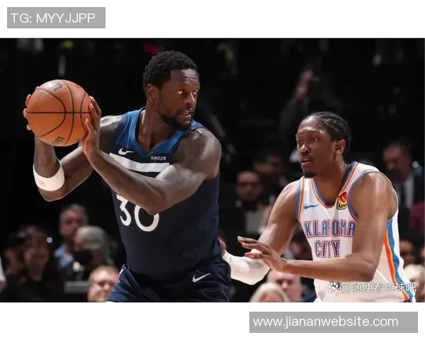 兰德尔第三节发力砍下28分助力球队逆转展现二当家风采 兰德尔第三节发力砍下28分助力球队逆转展现二当家风采